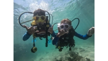 Mergulho de Batismo nas Piscinas Naturais